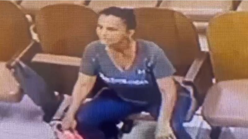 Mujer hurta pertenencias iglesia Yoro