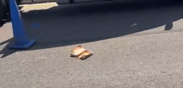 Hombre muere al intentar cruzar la CA-5