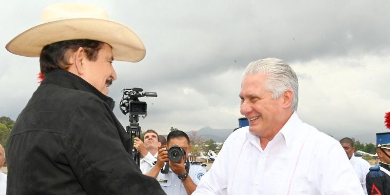 Arriban a Honduras los mandatarios de Colombia, Cuba y Brasil por cumbre de la Celac