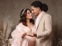 Elsa Oseguera y Davis Flow vuelven a seguirse