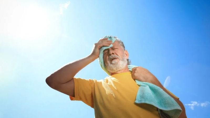 ¿Qué riesgos de salud trae el calor extremo en Semana Santa?