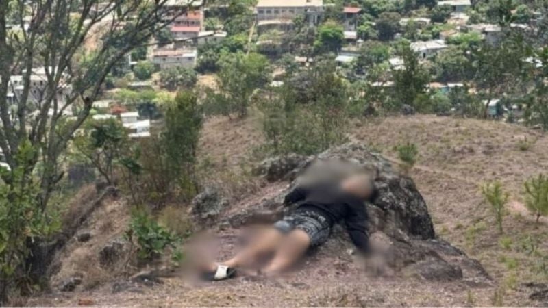Hallan joven muerto en Los Pinos