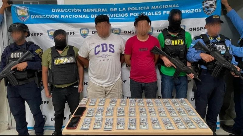 Capturan hombres dólares Choluteca