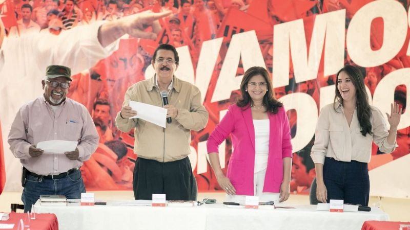 Libre presenta nueva dirigencia