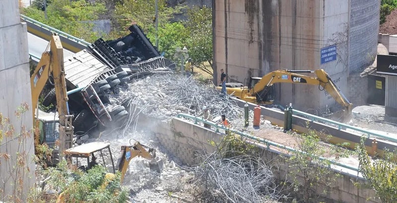 Reabren paso en el Anillo Periférico puente Juan Manuel Gálvez