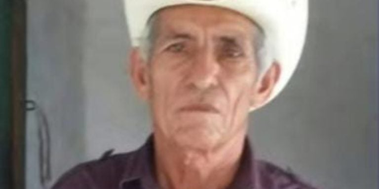 Motociclista atropella y mata a hombre en carretera de Ocotepeque