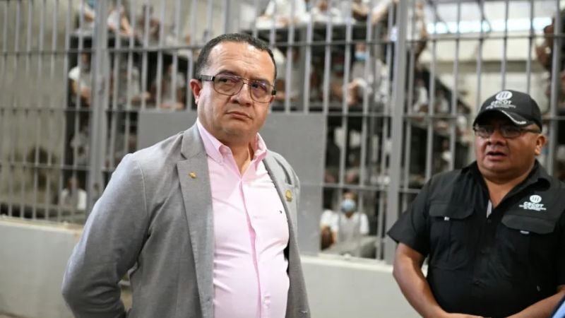 ministro de Costa Rica megacárcel El Salvador