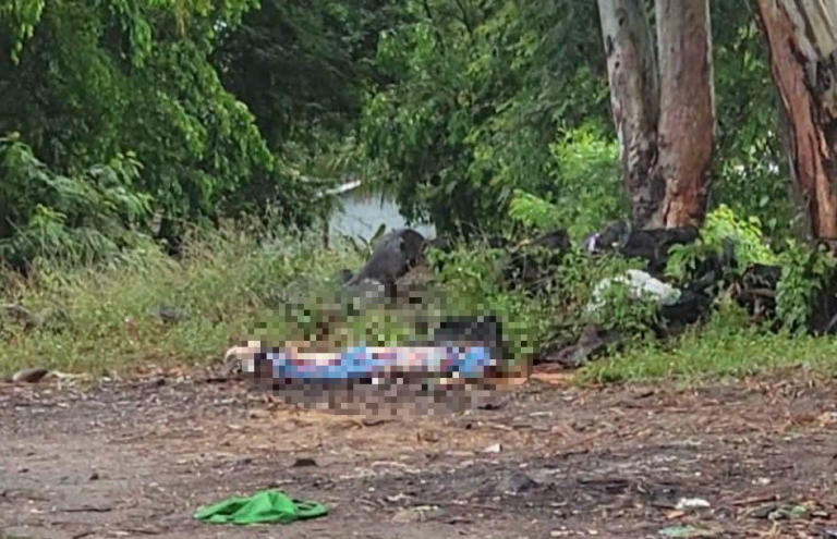 Con signos de tortura y envuelto en sábanas hallan cuerpo en La Ceiba