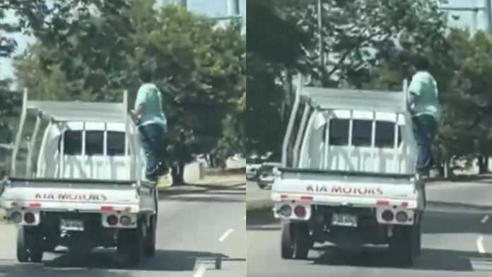 capta a hombre viajando parado vehículo CA-5