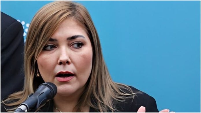 Ana Paola Hall