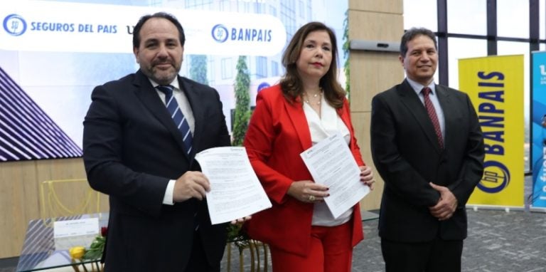 Banpaís y UNIR se unen para ofrecer 400 becas de pregrado y posgrado a colaboradores y sus familias
