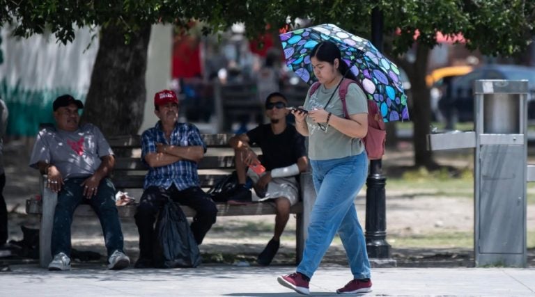 El termómetro marcará hasta 37° en el sur y 36° en el norte este domingo