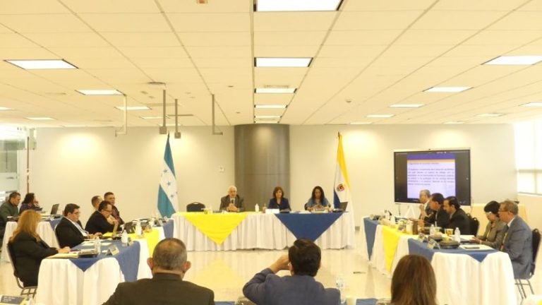 CES anuncia las instituciones de educación superior autorizadas en el país