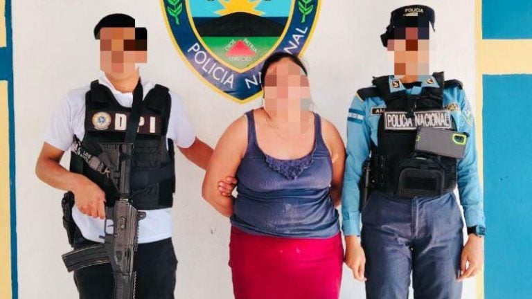 Crimen atroz: detienen a mujer por asfixiar y enterrar a su bebé en Ocotepeque