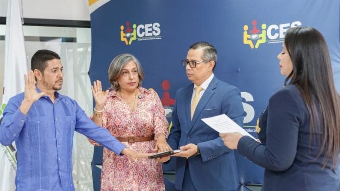 Cohep asume presidencia del CES