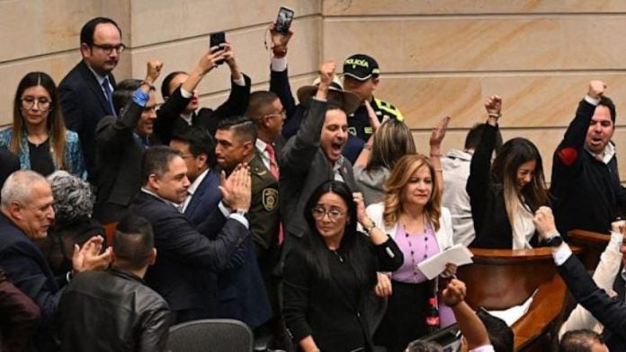 Senado colombiano tumba consulta popular