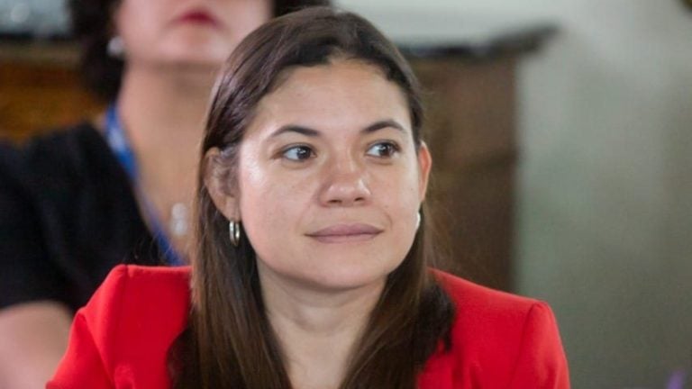 Filtran explosivo audio de la titular de ARSA; ella se defiende