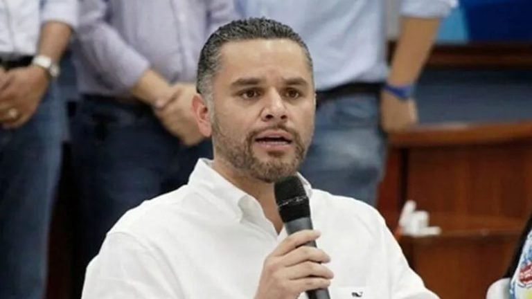 Por fallas en la energía eléctrica suspenden audiencia inicial de David Chávez