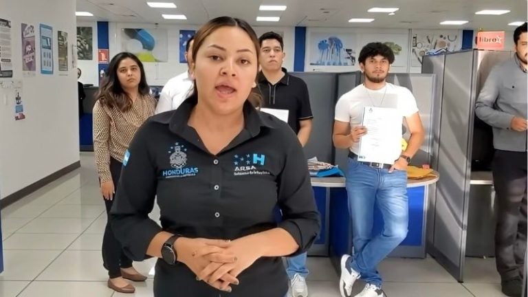 Empleados de ARSA denuncian despidos masivos por solicitud de aumento salarial