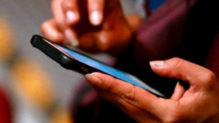 Policía denunciar estafas mensajes