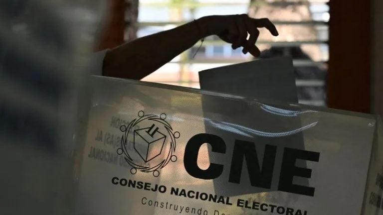 Confirman fecha límite para renuncias de funcionarios que participarán en elecciones generales