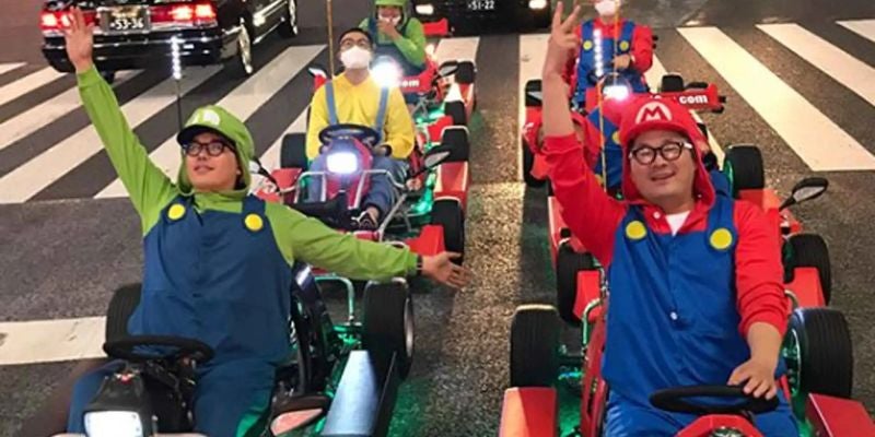  En este país puedes conducir un Mario Kart en pleno tráfico urbano