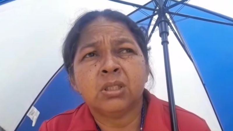 Misionera hondureña vive en la calle 