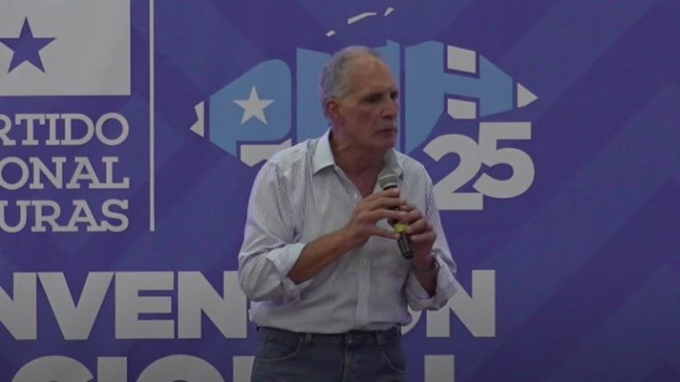 «Hoy asumo la presidencia de mi partido y el compromiso de liderar una esperanza»: Nasry Asfura