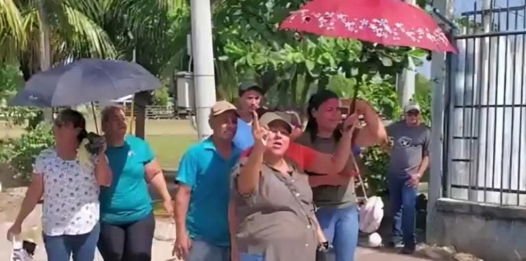 Pobladores de La Ceiba exigen solución urgente por escasez de agua