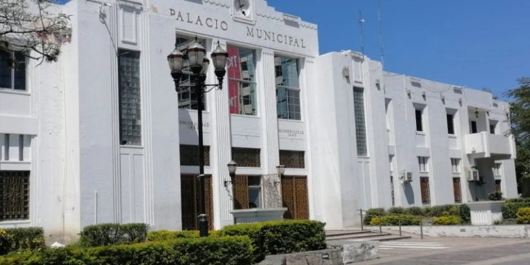 Sindicato negocia retorno de despedidos y nuevas plazas con la alcaldía de SPS