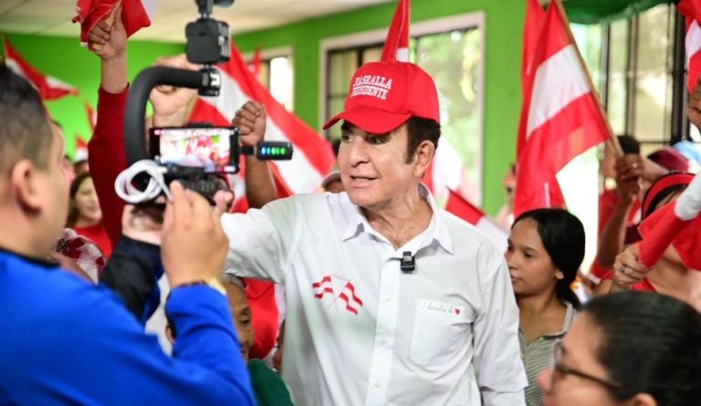 Salvador Nasralla integra figuras clave en su coordinación nacional de campaña