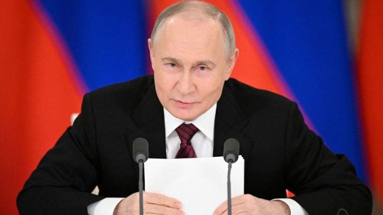 Putin propone a Ucrania celebrar negociaciones directas el 15 de mayo en Estambul
