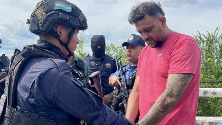 Nicaragua entrega a Honduras a Ricky Juárez, solicitado en extradición por EE. UU.