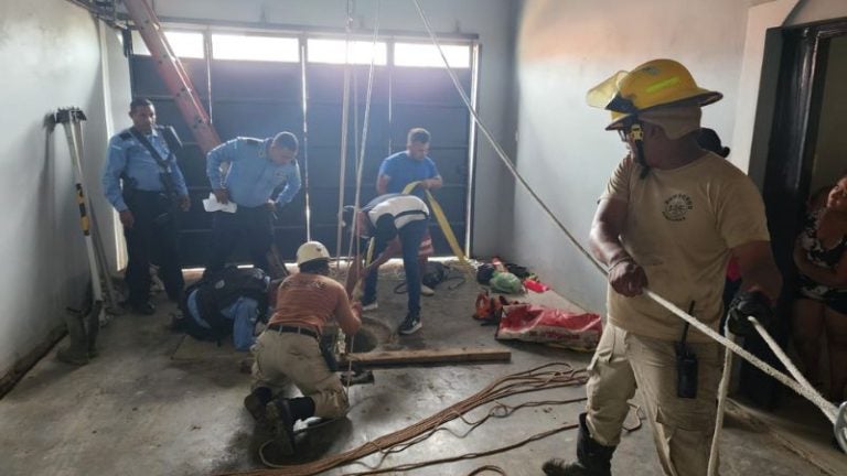 Mientras limpiaba un pozo de agua potable fallece hombre en Danlí