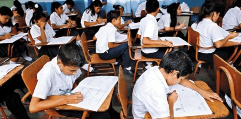 Autoridades educativas acortan la jornada escolar por altas temperaturas en Atlántida