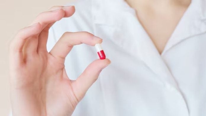 ¿Pastilla en vez de cirugía? Así funciona el tratamiento que imita un bypass gástrico