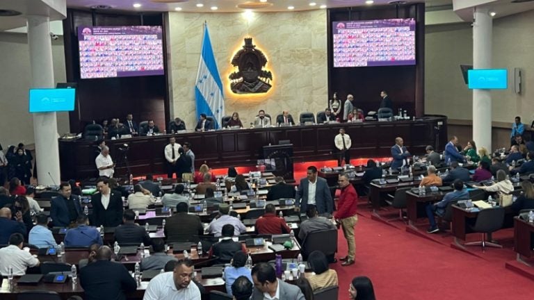 Buscan ampliar el plazo de entrega de informes de precandidatos ante Política Limpia