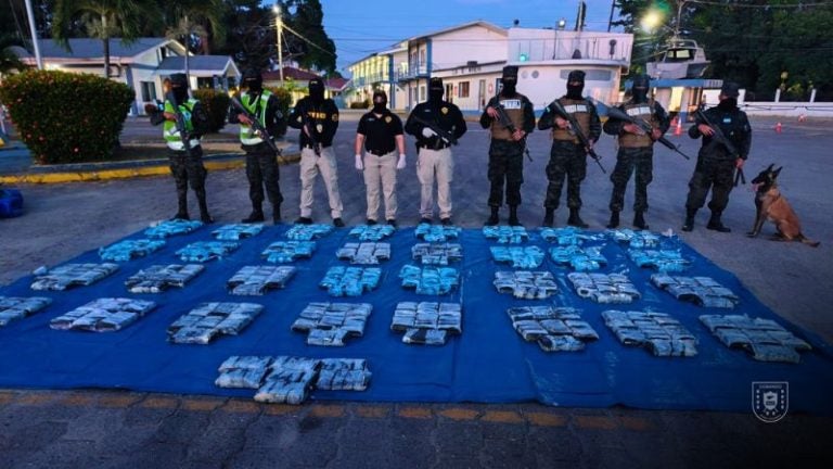 Cocaína escondida envases
