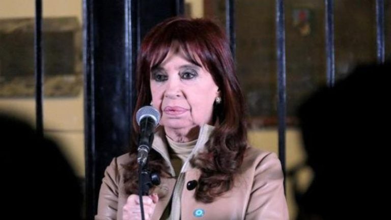 Cristina Fernández pide cumplir su condena con prisión domiciliaria en Buenos Aires
