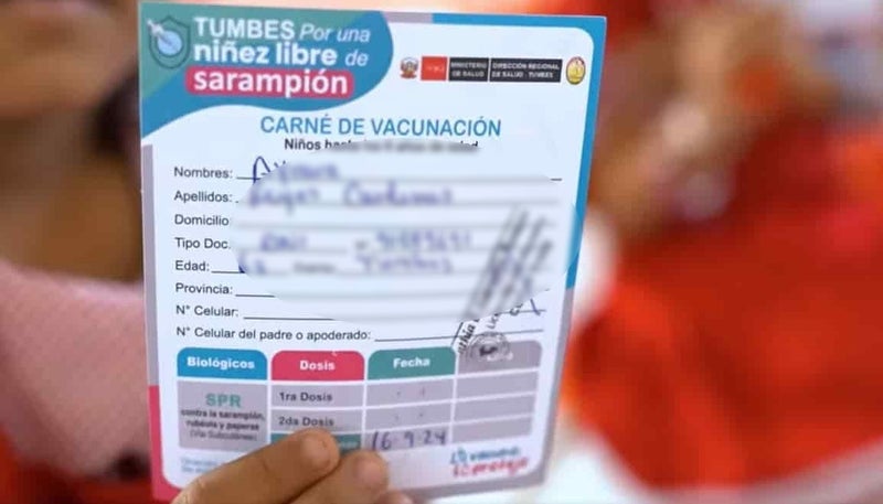 Honduras niega carnet de vacunación viajeros