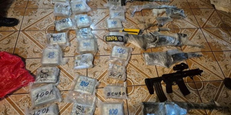 Golpe a los Valle Valle: capturan a hombre armado con dinero en efectivo