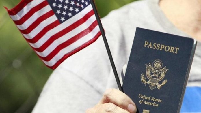 Jueza pasaportes género X