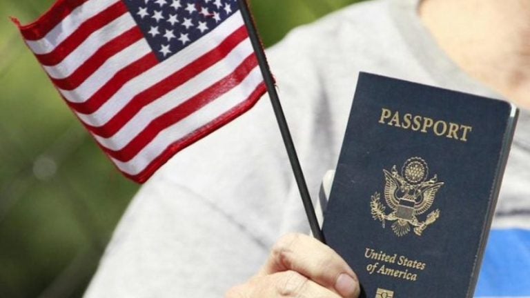 Jueza pasaportes género X