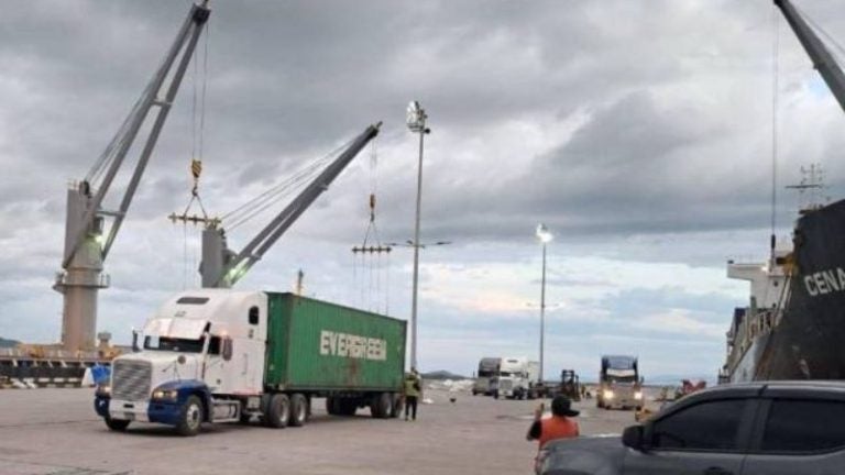 FFAA confirman ingreso de contenedores con material explosivo a Honduras