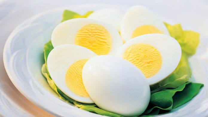 Huevos cocidos: cómo aprovechar sus nutrientes sin miedo al colesterol