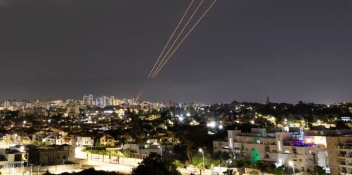 Irán responde a Israel con un masivo ataque de drones