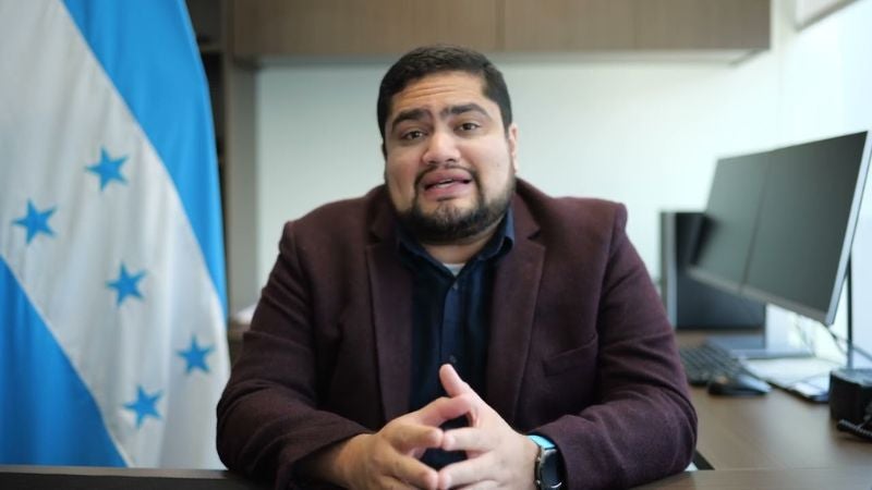 Ministro de SEDESOL pone su cargo a disposición