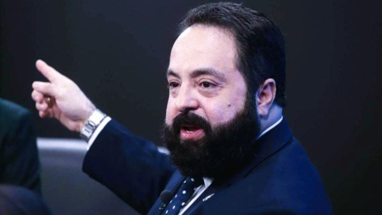 Denuncian a Luis Redondo por ejecución millonaria de proyectos sin respaldo legal