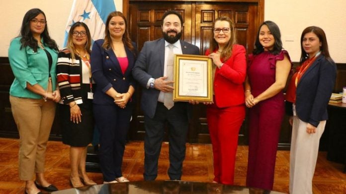 Luis Redondo Mujeres (1)