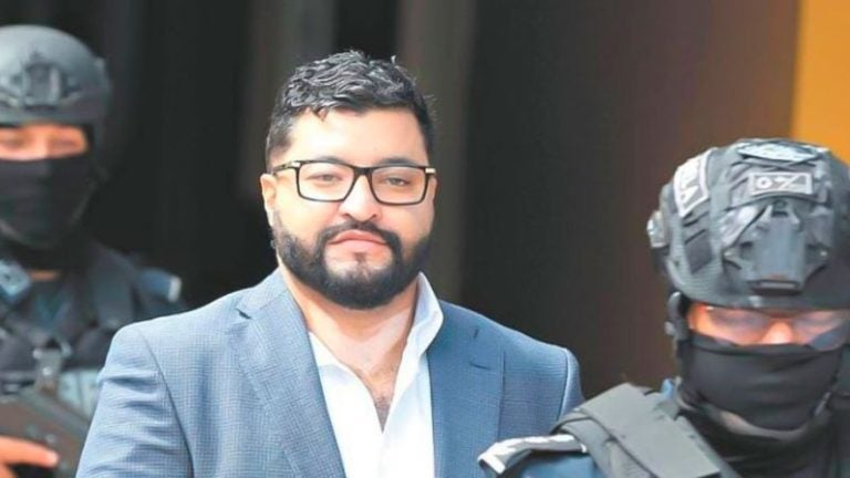 Defensa de exjuez Vallecillo pide arresto domiciliario tras problemas de salud